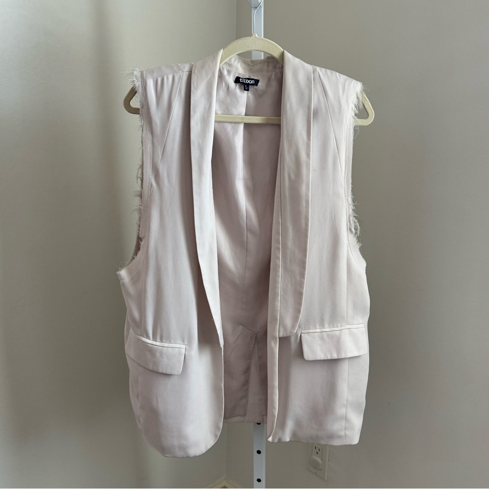 Tildon Sleeveless Frayed Blazer Vest - Size: medium
